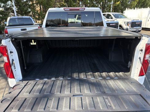 Used 2022 Chevrolet Silverado 1500 LTZ image 31