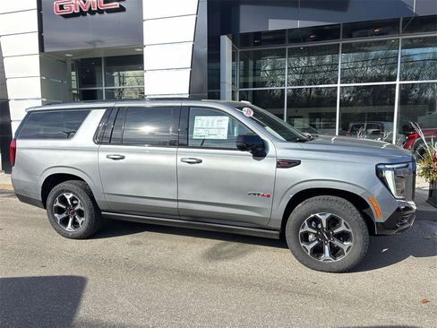 New 2026 GMC Yukon XL AT4 Ultimate image 2