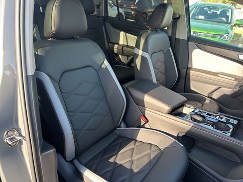 New 2026 Volkswagen Atlas Peak Edition AWD/4WD image 35
