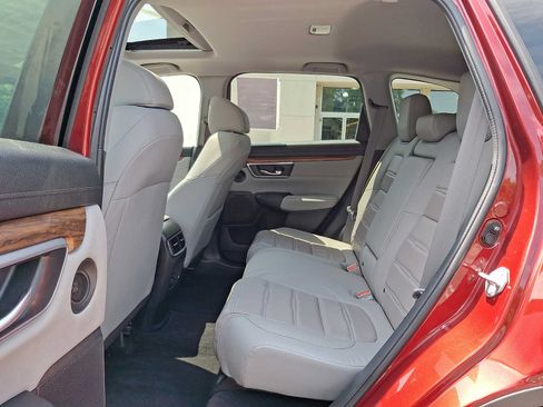 Used 2022 Honda CR-V Touring image 10
