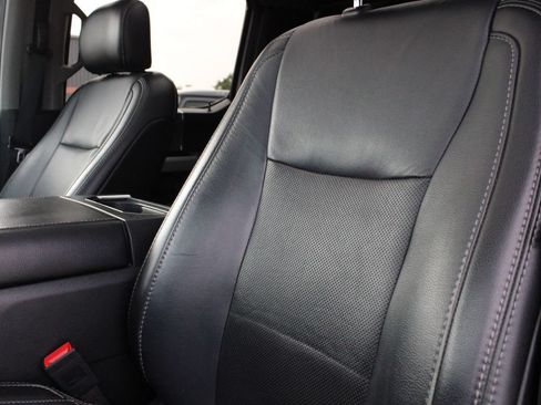 Used 2019 Ford F350 Lariat w/ Lariat Ultimate Package AWD/4WD image 6