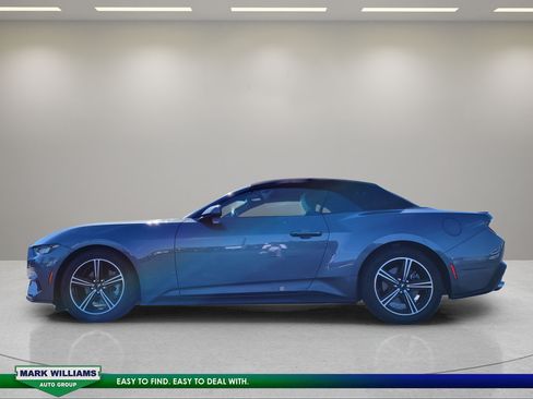 Used 2024 Ford Mustang Premium RWD image 7