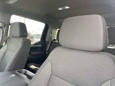 New 2026 GMC Sierra 1500 Elevation image 24