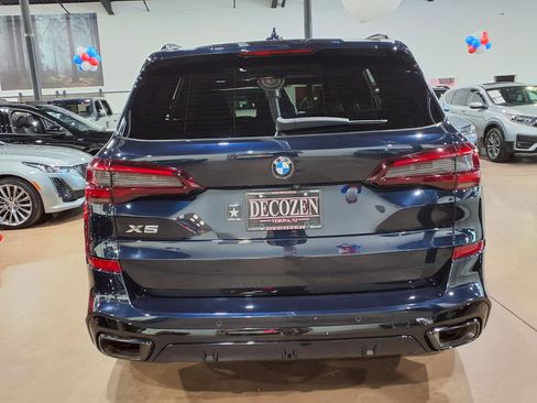 Used 2023 BMW X5 xDrive40i w/ M Sport Package AWD/4WD image 5