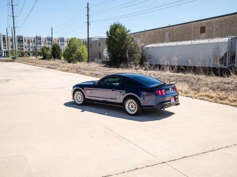Used 2012 Ford Mustang GT Premium w/ Security Pkg RWD image 43