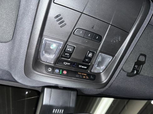 Certified 2023 Chevrolet Equinox Premier image 19