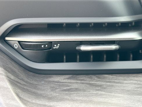 New 2025 Audi Q5 Premium Plus image 34