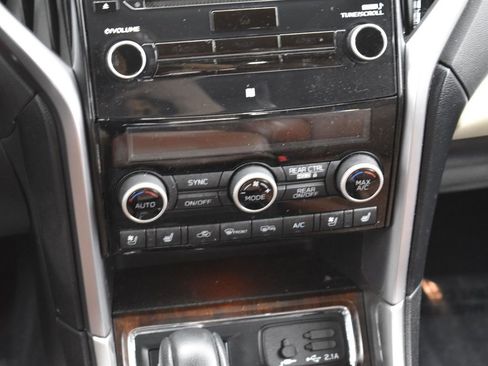 Used 2021 Subaru Ascent Touring w/ Popular Package #2A image 23