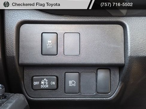 Used 2022 Toyota Tacoma SR5 image 12