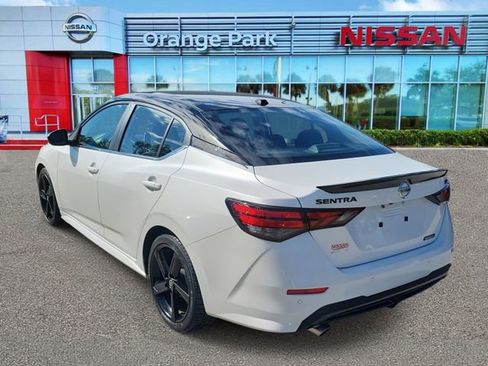 Used 2023 Nissan Sentra SR w/ Midnight Edition Package image 3
