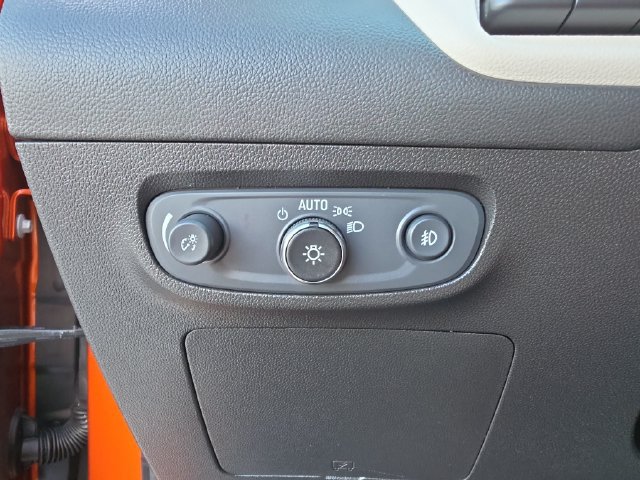 Used 2022 Buick Encore GX Select w/ Advanced Technology Package FWD image 24