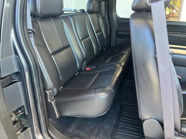 Used 2010 GMC Sierra 1500 SLE w/ (PDW) Pro Sport Package RWD image 14