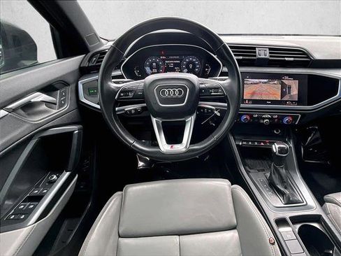 Used 2022 Audi Q3 2.0T Premium Plus AWD/4WD image 7