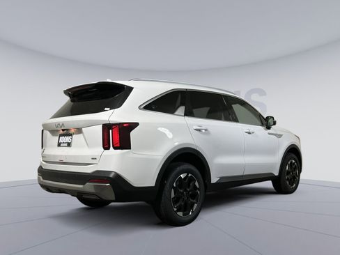 New 2026 Kia Sorento S image 5