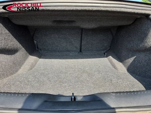 Used 2015 Chrysler 300 Limited RWD image 30