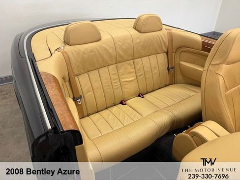 Used 2008 Bentley Azure RWD image 28