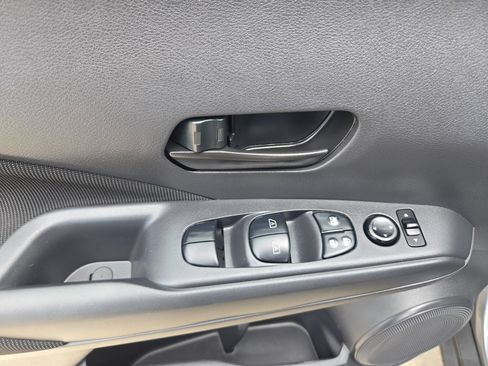 Certified 2025 Nissan Kicks Play S FWD image 12