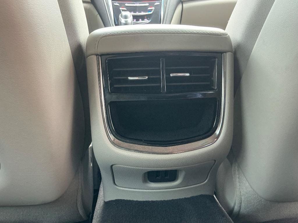 Used 2019 Cadillac CTS Sedan RWD image 12
