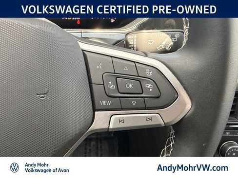 Used 2023 Volkswagen Taos SE w/ Black Wheel Package FWD image 24
