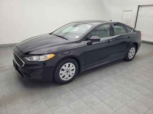 Used 2020 Ford Fusion S FWD image 2