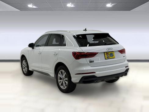 Used 2025 Audi Q3 2.0T Premium AWD/4WD image 2