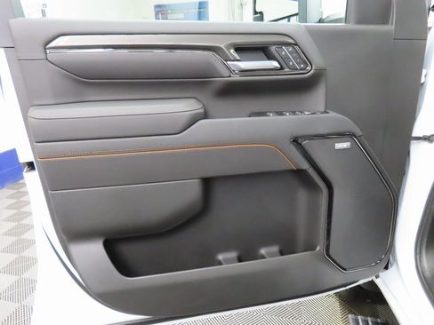 Used 2026 GMC Sierra 2500 AT4 image 77