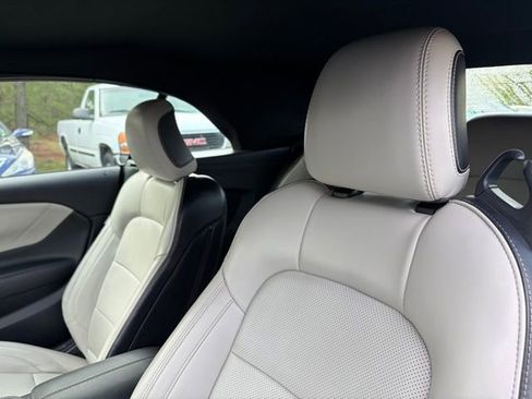 Used 2024 Ford Mustang Premium image 5