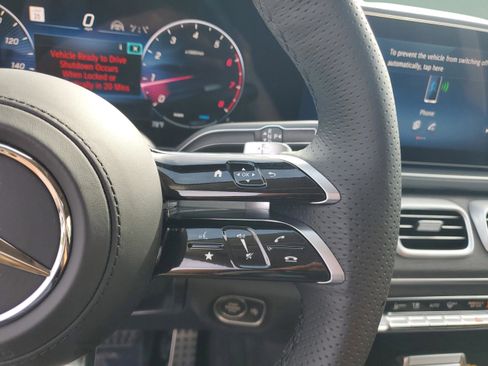 New 2026 Mercedes-Benz GLS 450 4MATIC image 28