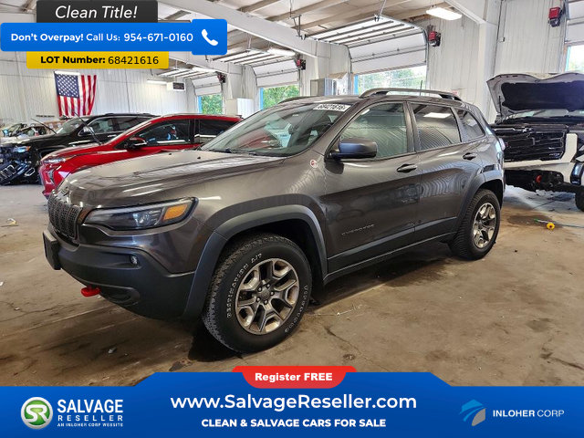 Used 2019 Jeep Cherokee Trailhawk w/ Cold Weather Group AWD/4WD image 1
