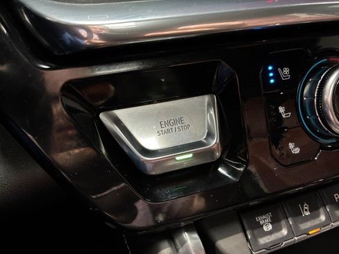 Used 2025 GMC Sierra 2500 Denali Ultimate w/ Max Trailering Package AWD/4WD image 26