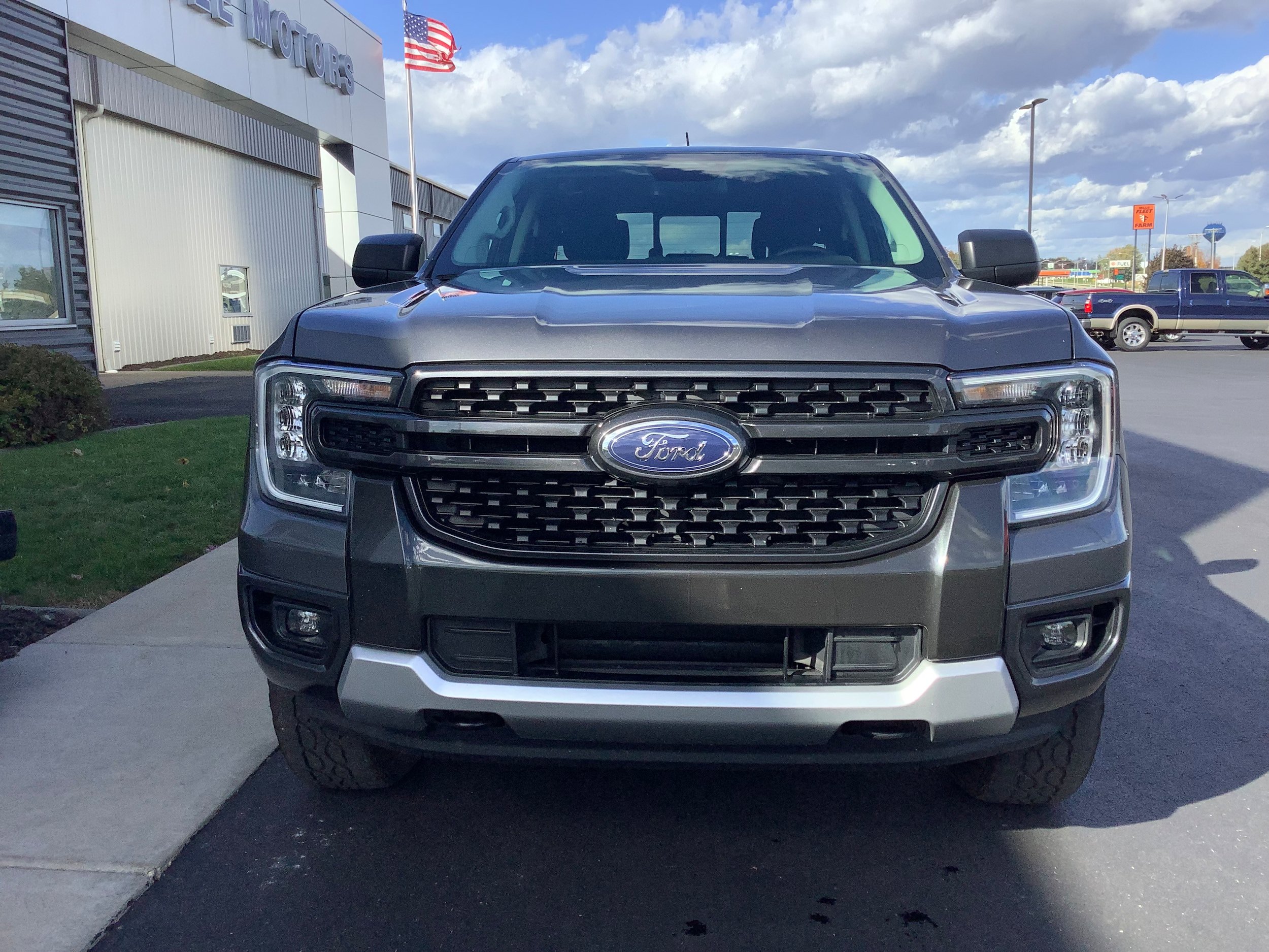 Used 2024 Ford Ranger XLT w/ Equipment Group 301A High AWD/4WD image 3