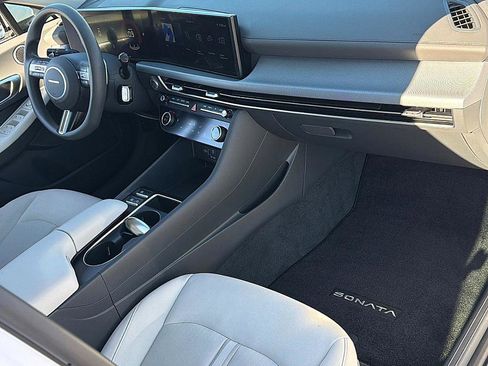 Certified 2025 Hyundai Sonata SEL image 22