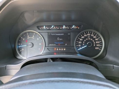 Used 2019 Ford F150 XLT w/ Equipment Group 302A Luxury AWD/4WD image 12