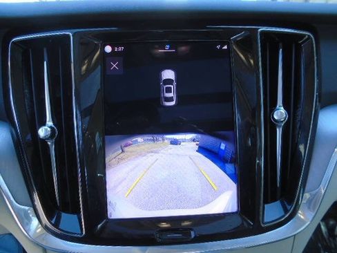 Used 2025 Volvo S60 B5 Core image 14