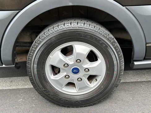Used 2017 Ford Transit 350 XLT RWD image 47