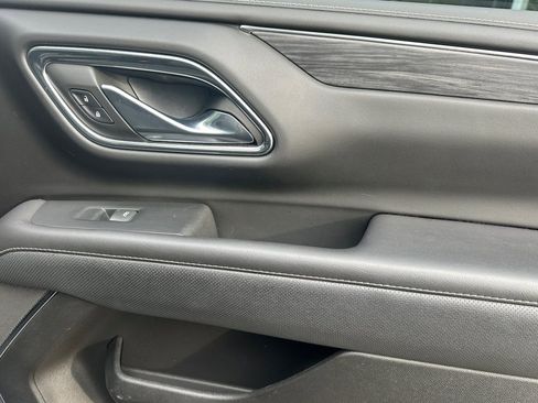 Used 2023 GMC Yukon SLT image 22