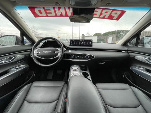 Used 2023 Genesis GV70 2.5T w/ Select Package image 29