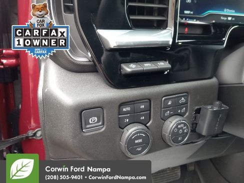 Used 2025 Chevrolet Silverado 1500 High Country image 13