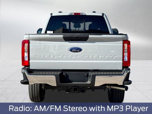 New 2026 Ford F250 XLT w/ FX4 Off-Road Package image 9