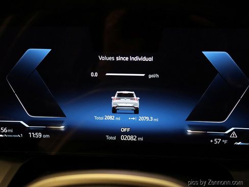 Used 2025 BMW X3 xDrive30i w/ Premium Package image 17