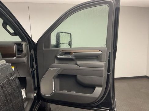 New 2026 Chevrolet Silverado 3500 High Country w/ Technology Package AWD/4WD image 24