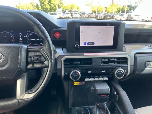 Used 2024 Toyota Tacoma TRD Off-Road w/ TRD Off Road Upgrade Package AWD/4WD image 19