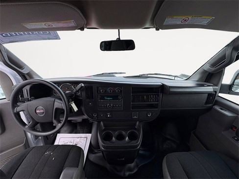 Used 2024 GMC Savana 2500 w/ Driver Convenience Package image 10