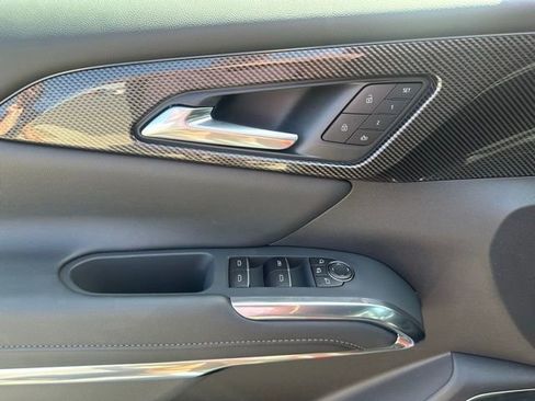 New 2026 Chevrolet Traverse High Country w/ LPO, Floor Liner Package AWD/4WD image 3