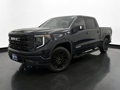 Used 2022 GMC Sierra 1500 Elevation w/ Elevation Premium Package