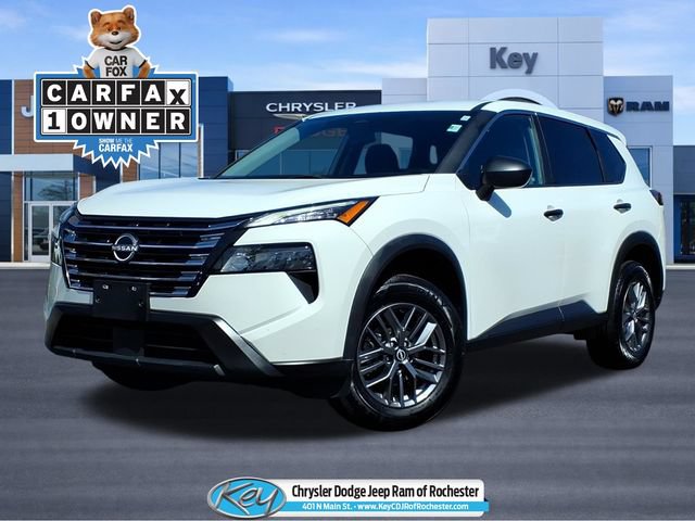 Used 2024 Nissan Rogue S AWD/4WD image 1