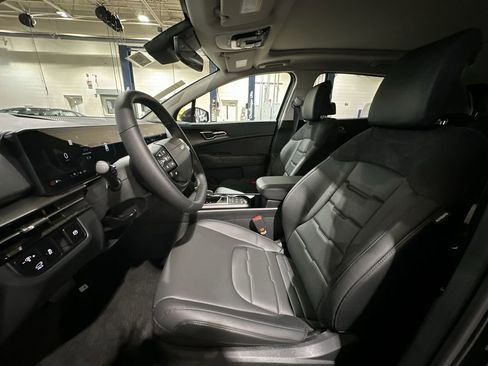 New 2026 Kia Sportage SX image 13