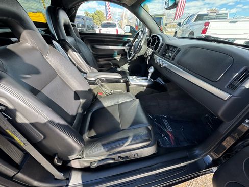 Used 2004 Chevrolet SSR w/ Preferred Equipment Group image 13