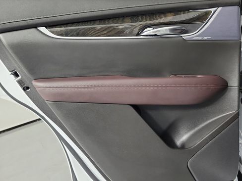 Certified 2024 Cadillac XT6 Premium Luxury w/ Technology Package FWD image 14