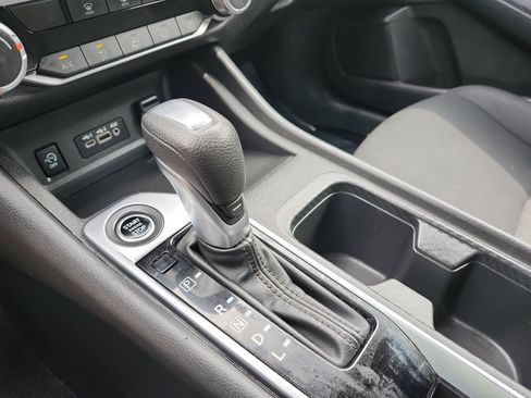 Used 2024 Nissan Sentra SV w/ Trunk Package FWD image 22